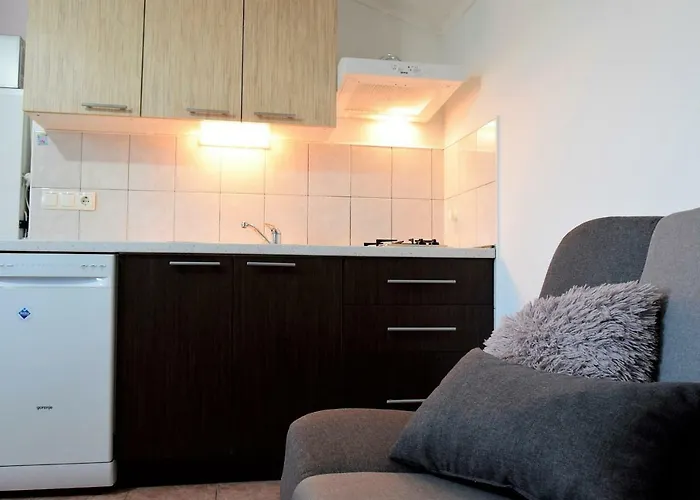 Apartments Kampor Apartment *