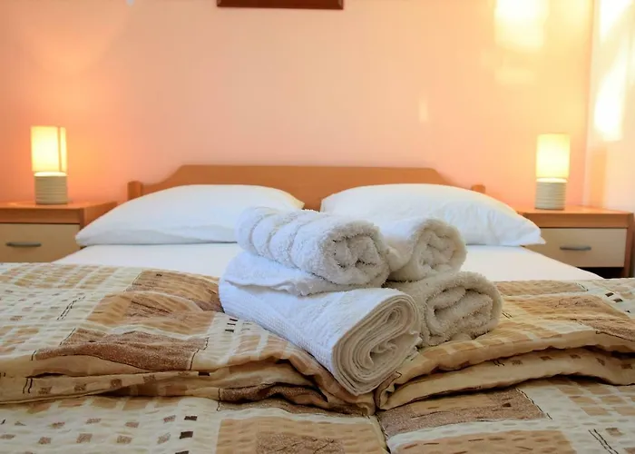 Apartments Kampor Apartment